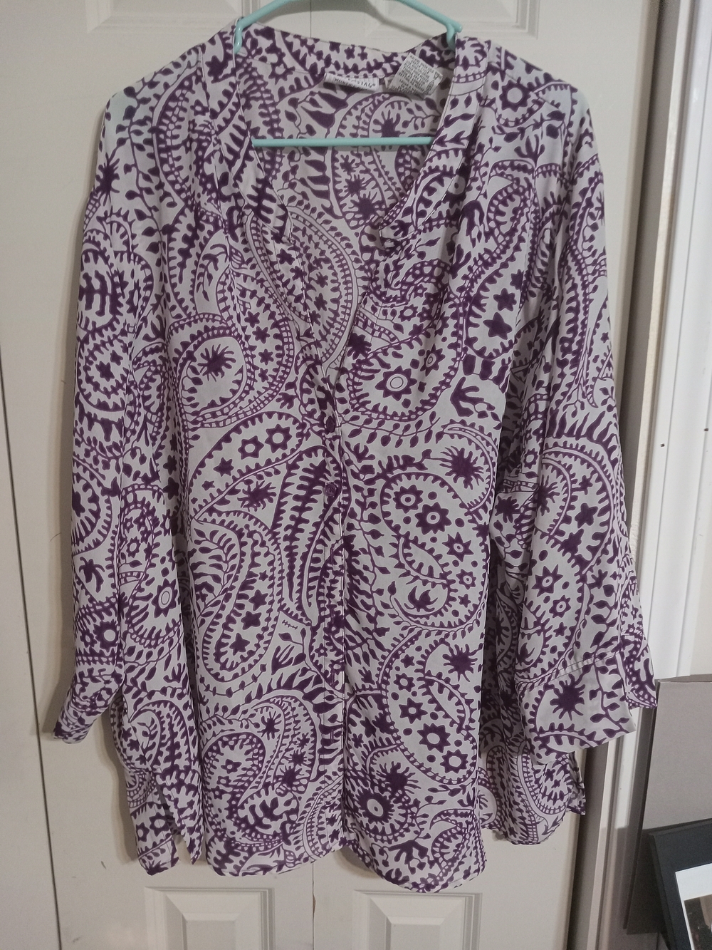 White Stag Cream and Purple Paisley Button-Front Tunic